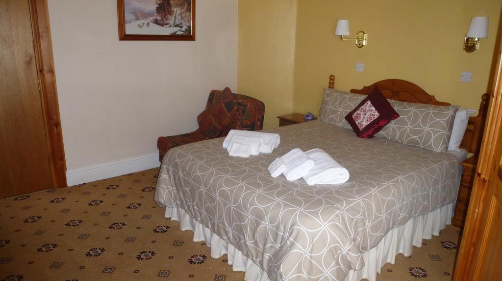 Whitehall Guest House Colwyn Bay Eksteriør billede