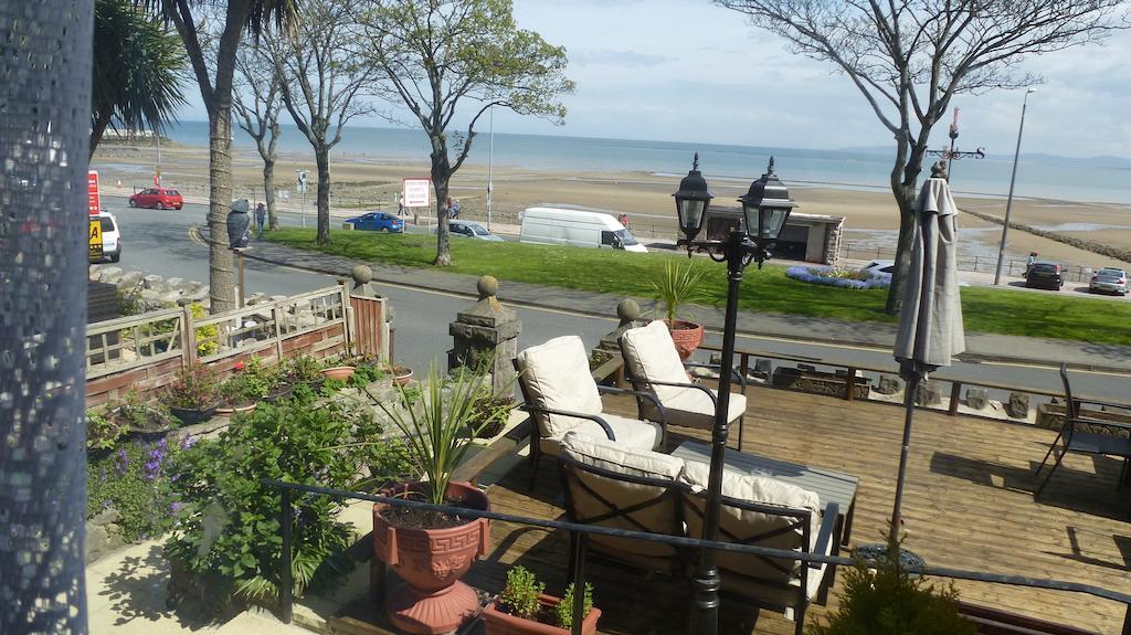 Whitehall Guest House Colwyn Bay Eksteriør billede